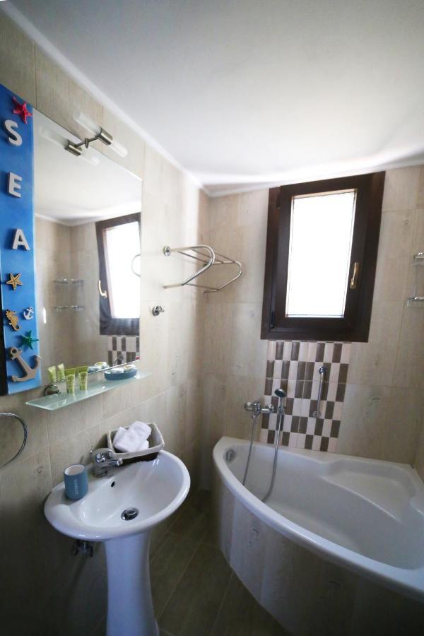 Villa Ικαριων Γη à Manganítis Extérieur photo
