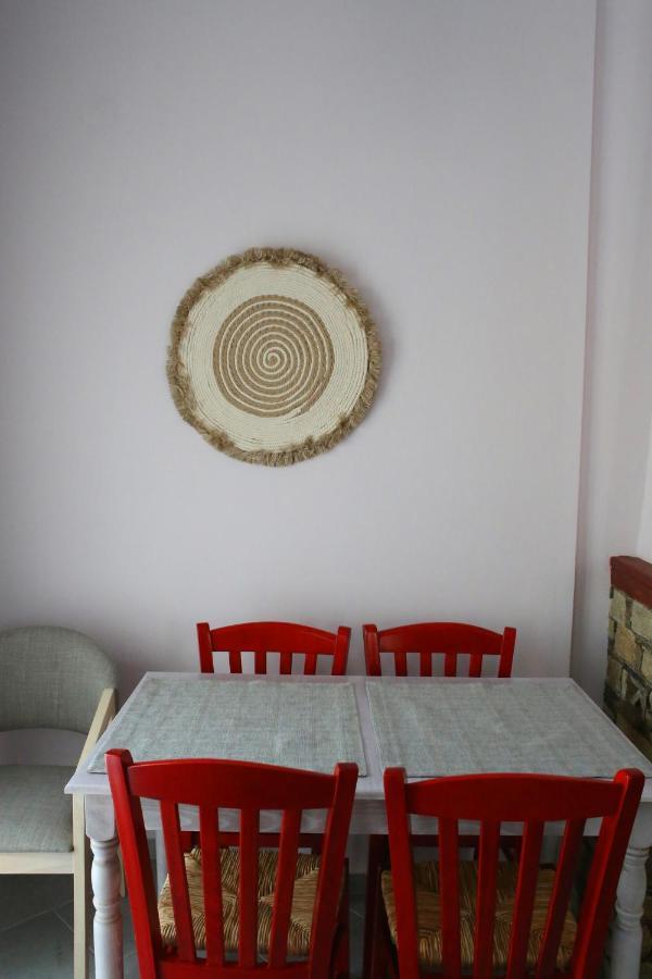 Villa Ικαριων Γη à Manganítis Extérieur photo